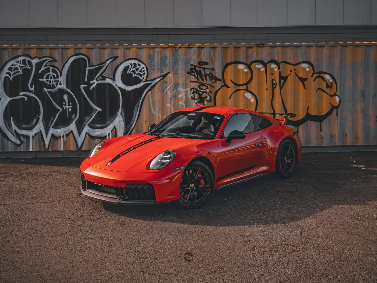 Porsche 911 Carrera 4 GTS 2026: de la agencia directo al rally.