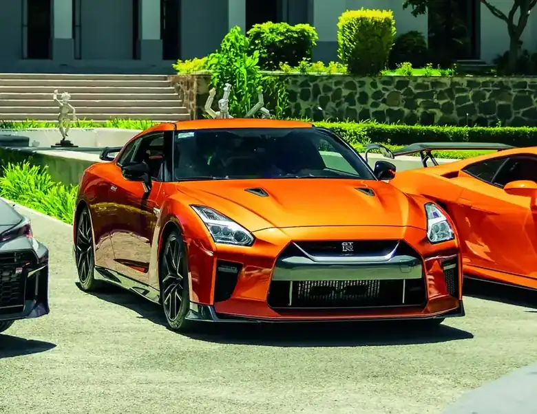 Nissan GT-R 2018 · Blaze Metallic