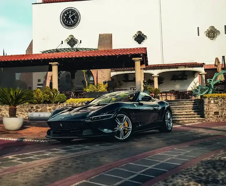 Ferrari Roma Spider · Blu Pozzi